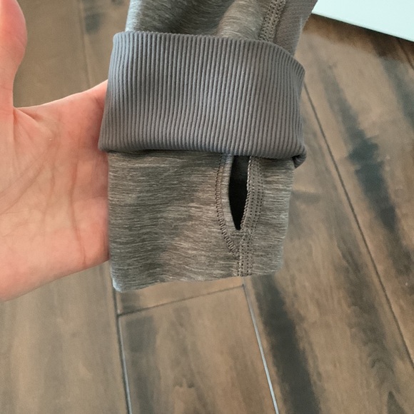 Lululemon Grey Zip Up - Picture 4 of 6